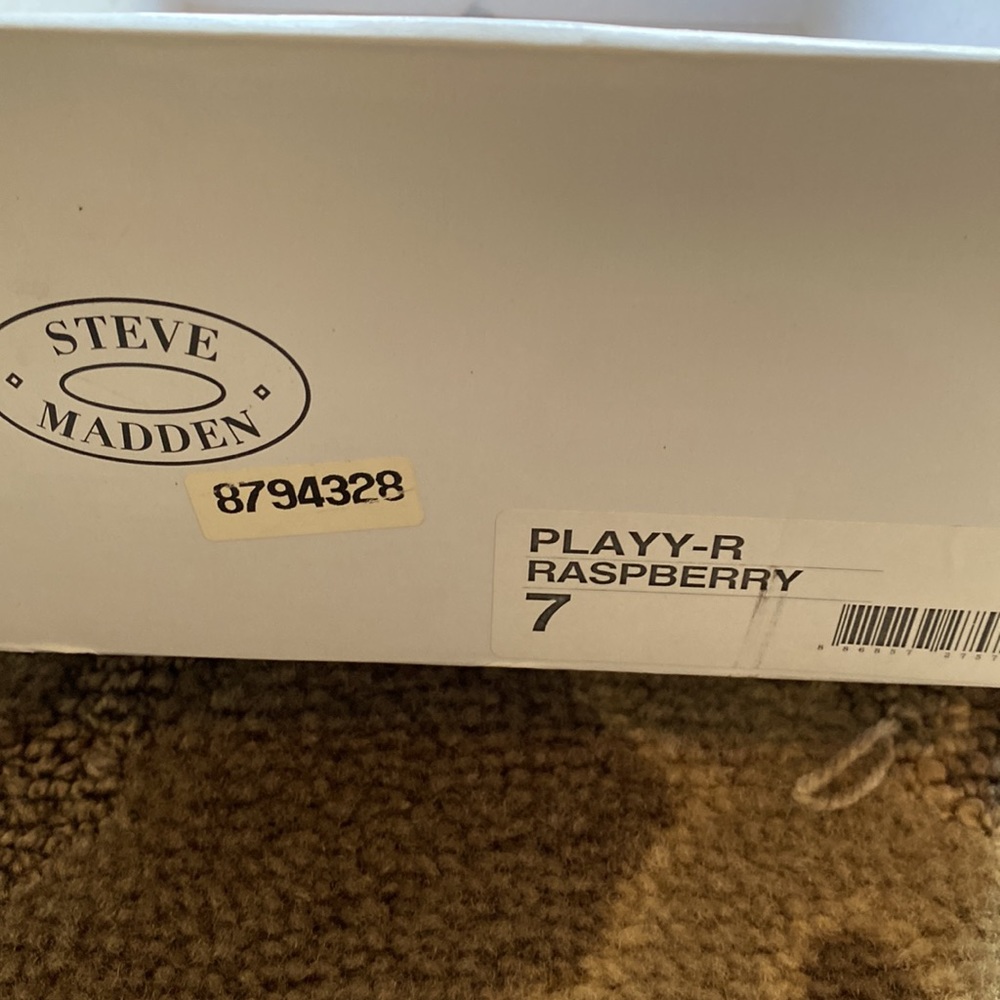 Steve Madden heels with rhinestone 👠. Size 7 - Picture 4 of 8